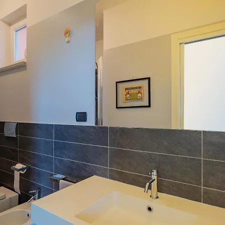 Bellissima Casa Con Vista E Piscina Privata Holiday home La Spezia
